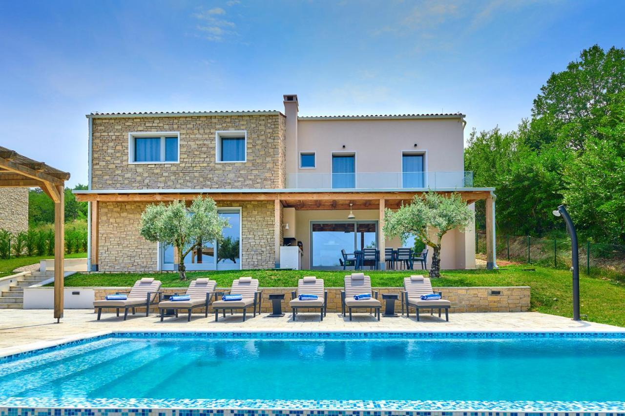 Sauvignon Villa Brkac Buitenkant foto
