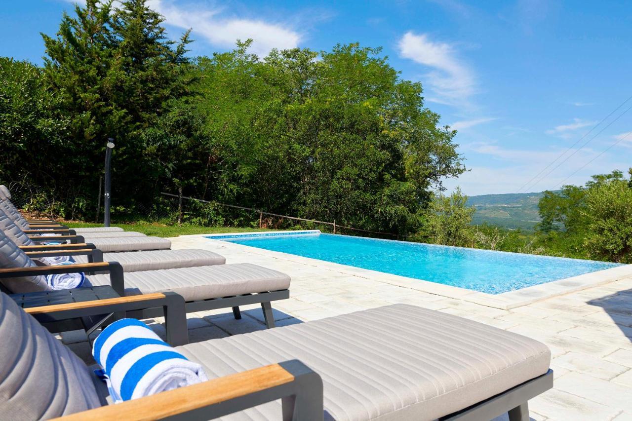 Sauvignon Villa Brkac Buitenkant foto